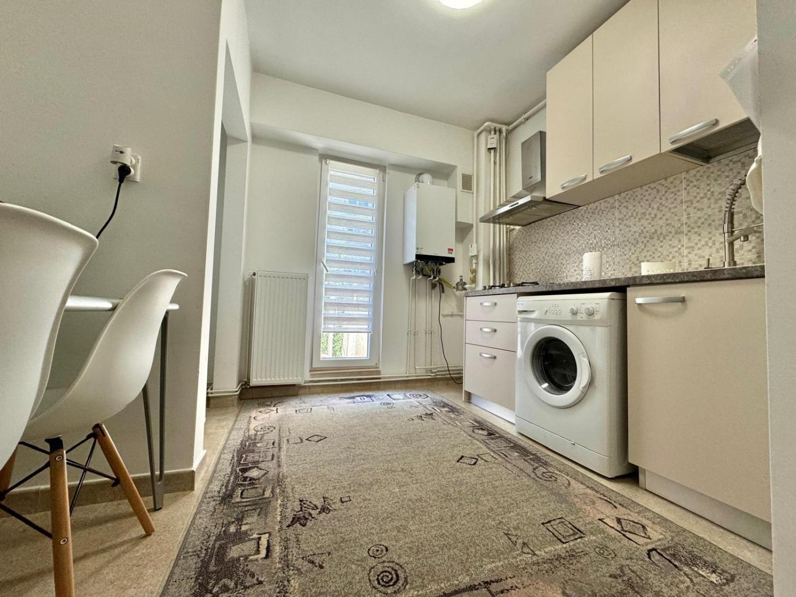 Sunrise Apartment บูคาเรสต์ ภายนอก รูปภาพ